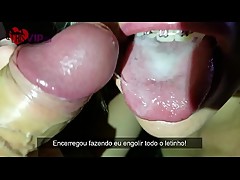 Cristina Almeida no Gloryhole 5 filme 2, o corno do marido filma enquanto é_ humilhado por ela, o fã_ Fá_bio entra na cabine, mete na bucetinha e no cuzinho, e depois faz ela engolir todo o leitinho.